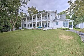 Beachfront Urbanna Home w/ Gas Grill & Deck!