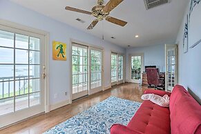 Beachfront Urbanna Home w/ Gas Grill & Deck!