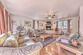 Dog-friendly Alto Escape w/ Hot Tub + Foosball!