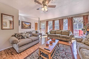 Dog-friendly Alto Escape w/ Hot Tub + Foosball!