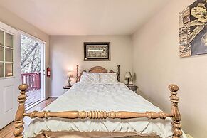 Dog-friendly Alto Escape w/ Hot Tub + Foosball!