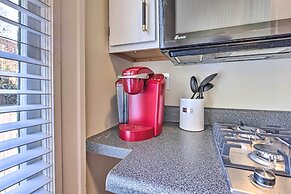 Bright Apartment 3 Mi to Downtown Birmingham!