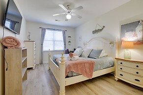 Calabash Condo w/ Patio + Golf Course Views!