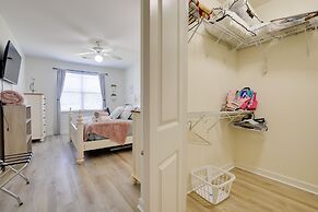 Calabash Condo w/ Patio + Golf Course Views!