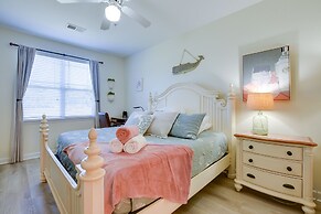 Calabash Condo w/ Patio + Golf Course Views!