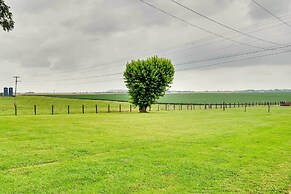 Bowling Green Farmhouse 10 Mi to Mammoth Cave