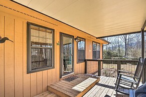 Charming Murphy Escape w/ Fire Pit & Hot Tub!