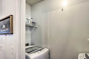 Charming Murphy Escape w/ Fire Pit & Hot Tub!