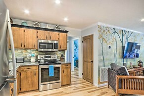 Unwind Fireside: Serene Murphy Escape w/ Hot Tub!