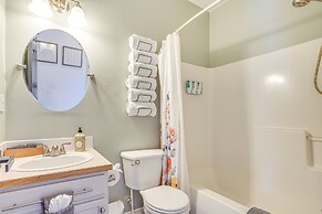 Charming Bend Home w/ Porch & Yard: Great Location