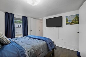 Near Water: Lake Dallas Home w/ Furnished Patio!