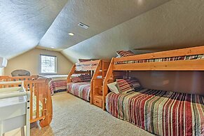 Cabin w/ Beach Access, Sport Court, Hot Tub & View