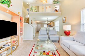 Central & Spacious Townhome in Greensboro!