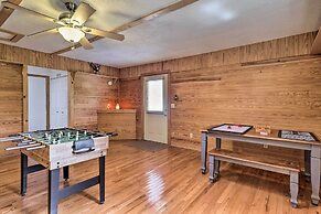 Charming Mills River Home w/ Porch & Yard!