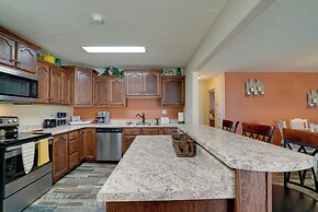 Chic Silver City Getaway w/ Patio + Gas Grill