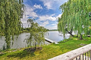 Charming Horicon Cottage + Dock on Rock River