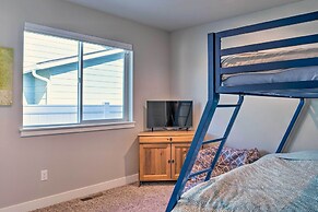 Charming Home w/ Mtn & Columbia River Views!
