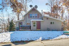 Colorful Cottage w/ Hot Tub - Steps to Long Lake!