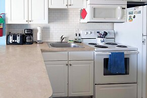 Coastal Condo w/ Pool, 1 Block to Wildwood Beach!