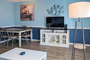 Coastal Condo w/ Pool, 1 Block to Wildwood Beach!