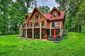 Classy Home w/ Hot Tub: 2 Mi to Lake Access!