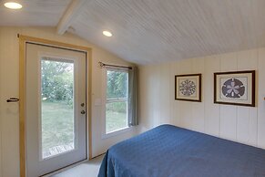 Cozy Fremont Cottage on Lake Poygan + Fishing Dock
