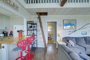 Cozy Fremont Cottage on Lake Poygan + Fishing Dock