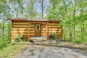 Covered Deck & Hot Tub: Cozy Gatlinburg Cabin