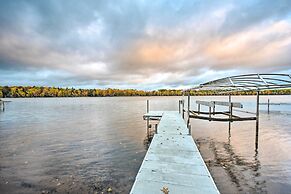 Cozy Hayward Cottage w/ Dock & Lakefront View