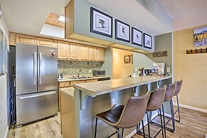 Cozy Mountain Fraser Condo w/ Pool & Hot Tub!