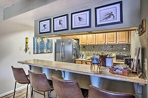 Cozy Mountain Fraser Condo w/ Pool & Hot Tub!