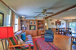 Utopia Family Home w/ Mountain Viewing Deck!