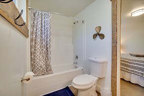 'deer Hollow' Home < 1 Mi to Payette Lake!