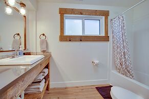 'deer Hollow' Home < 1 Mi to Payette Lake!