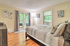 7 Mi to Lake Harmony: Home w/ Furnished Deck!