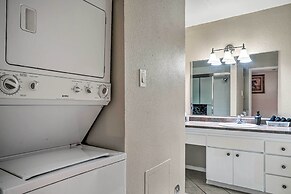 Cozy El Paso Condo w/ Patio ~ 7 Mi to Dtwn!