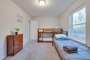 Walk to Beach: Family-friendly Arrowhead Lake Home