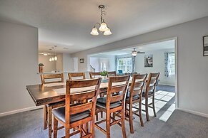 Walk to Beach: Family-friendly Arrowhead Lake Home