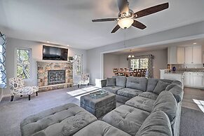 Walk to Beach: Family-friendly Arrowhead Lake Home