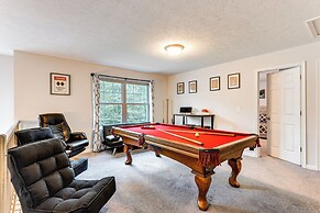 Walk to Beach: Family-friendly Arrowhead Lake Home