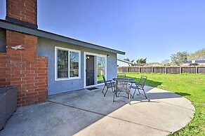 Family-friendly Oceanside Home: 5 Mi to Beach