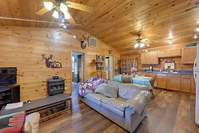 Cozy Deer Glen' Cabin w/ Private Hot Tub & Porch!