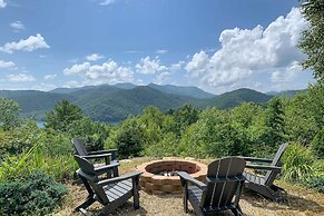 Family Retreat Cabin w/ Summit, Lake Views, Deck!