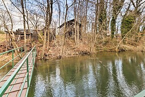 Cozy Heber Springs Cabin w/ Deck & Dock!