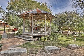 'gruene Cabin' - Pet Friendly New Braunfels Studio