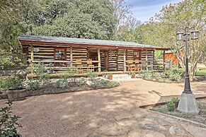 'gruene Cabin' - Pet Friendly New Braunfels Studio