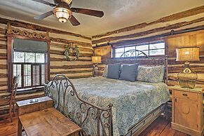 'gruene Cabin' - Pet Friendly New Braunfels Studio