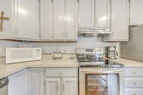 Condo Near Midtown Ruidoso w/ Furnished Deck!