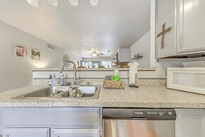 Condo Near Midtown Ruidoso w/ Furnished Deck!