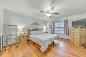 Condo Near Midtown Ruidoso w/ Furnished Deck!